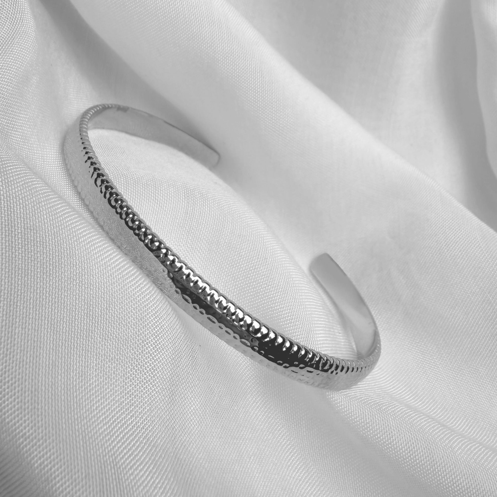 Bracelete Texturizada